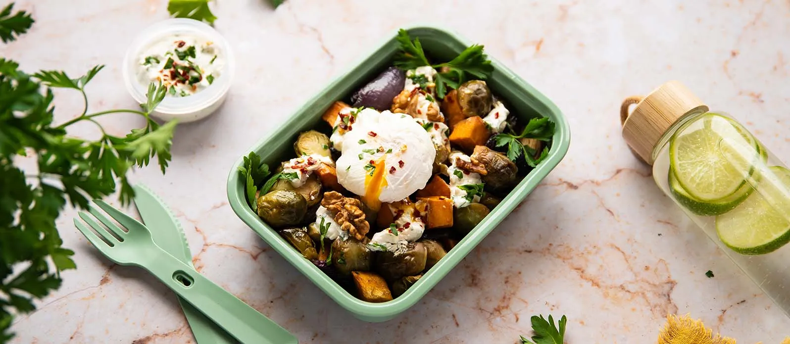 Verduras asadas con crema de queso feta