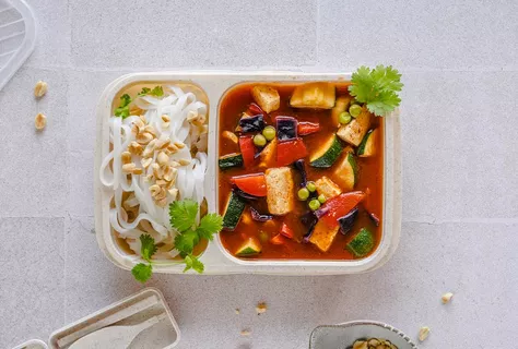 Sopa de vegetales con tofu