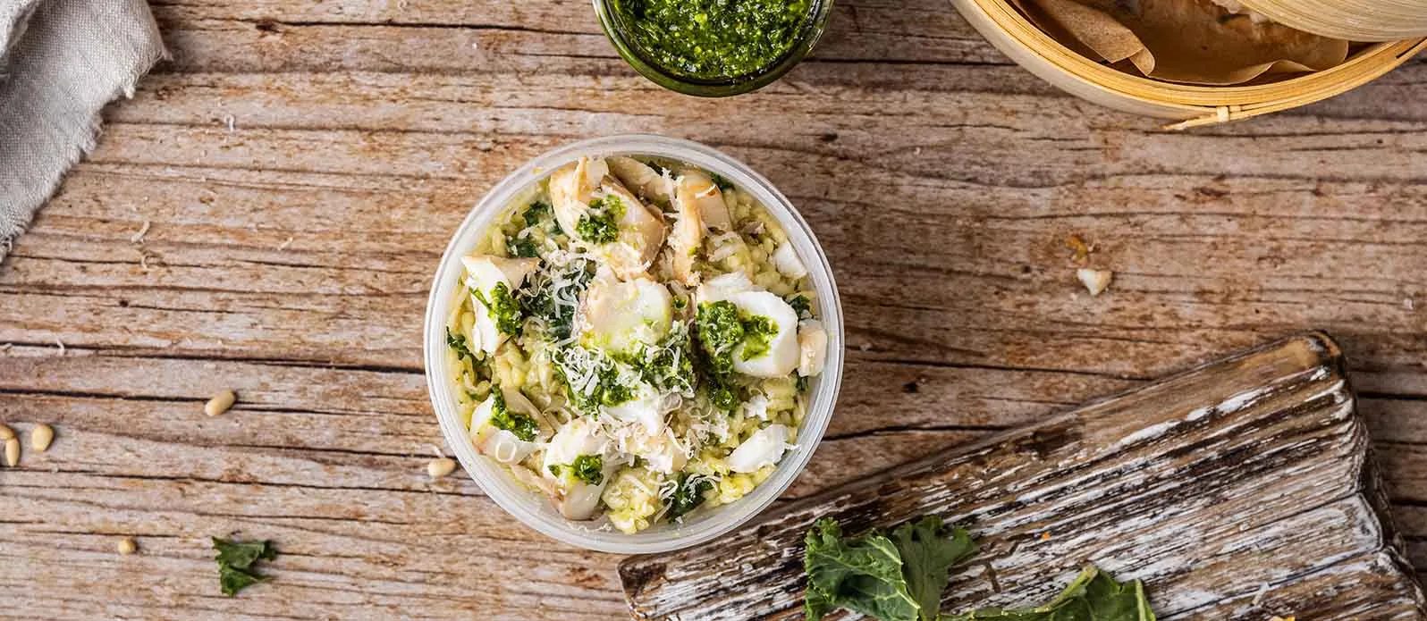 Risotto cremoso con kale y bacalao