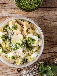 Risotto cremoso con kale y bacalao
