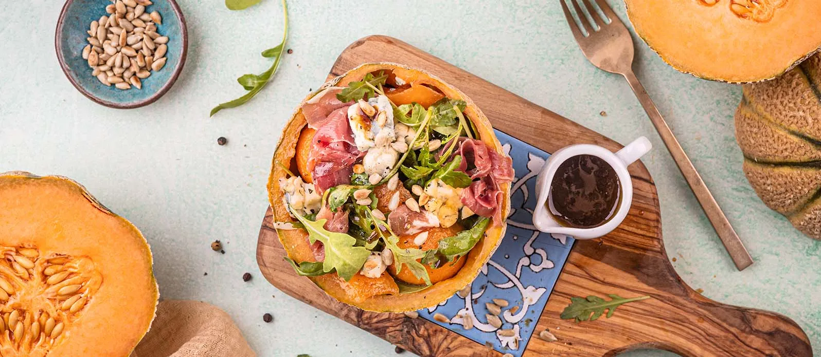 Ensalada de rúcula con melón y prosciutto