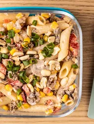 Ensalada de pasta con ternera y setas