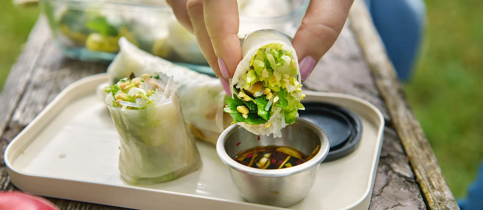 Rollitos de primavera con setas de cardo y salsa vietnamita
