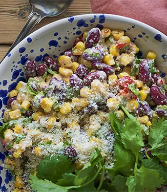 Ensalada de maíz a la mexicana / Esquites