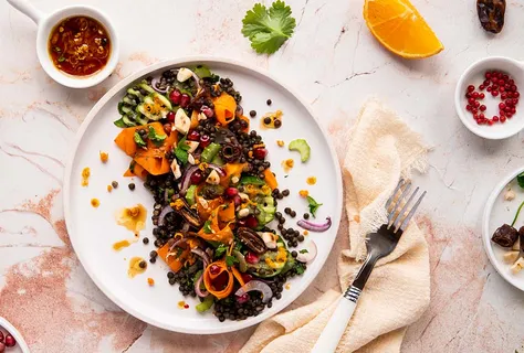 Ensalada de lentejas con dátiles y vinagreta de cítricos