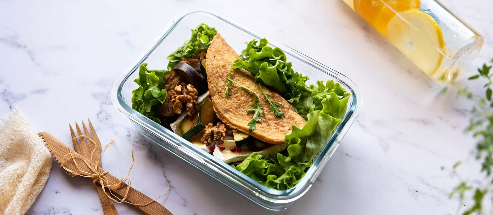 Tortilla con berenjena, calabacín y queso camembert