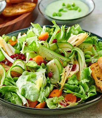 Ensalada de endibias y achicoria con aliño de granada Ponzu