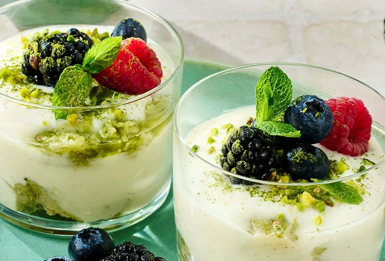 Tiramisú vegano con matcha y tamari